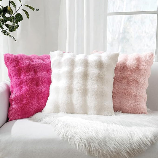 MIULEE Faux Fur Pillow Covers Thick Soft Plush Christmas Throw Pillows Luxury Home Decor for Winter Holiday Couch Bedroom Living Room Sofa,18x18 Inch Pack of 2 White
