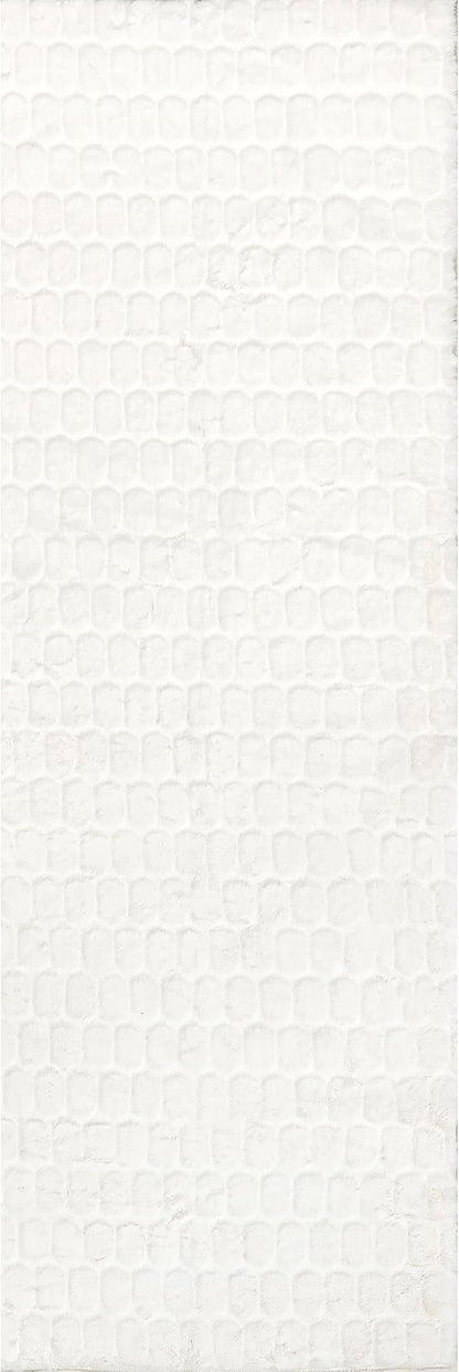 nuLOOM 2'6" x 8' Cozy Plush Area Rug, Machine Washable, Non-Slip, Soft Fluffy Shag Carpet for Living Room Bedroom Kids Room Nursery Home Decor, Nia White