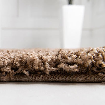 Unique Loom Solid Shag Collection Area Rug (7' 1" Round, Sandy Brown)
