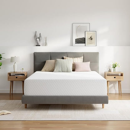 Novilla Queen Mattress, 10 Inch Queen Memory Foam Mattress in a Box, Dual-Layer Design with High-Density Base for Support & Pressure Relief, Natural Fiber Infused for Cool & Refreshing Sleep，Firm