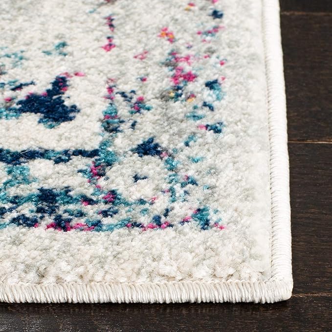 SAFAVIEH Evoke Collection 5'1" x 7'6" Ivory / Fuchsia EVK256Q Oriental Distressed Non-Shedding Living Room Bedroom Area Rug