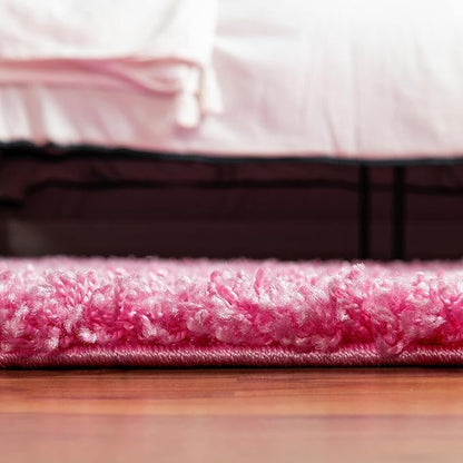 Unique Loom Solid Shag Collection Area Rug (7' 10" x 10' Oval, Taffy Pink)