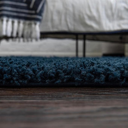 Unique Loom Solid Shag Collection Area Rug (10' x 13' 11" Rectangle, Sapphire Blue/ Navy Blue)