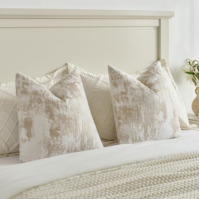 FUTEI Brown White Decorative Throw Pillow Covers 22x22 Inch Set of 2,Soft Faux Cashmere Jacquard - Textured & Cozy Cushion Case,Modern Home Decor for Couch Bed Living Room