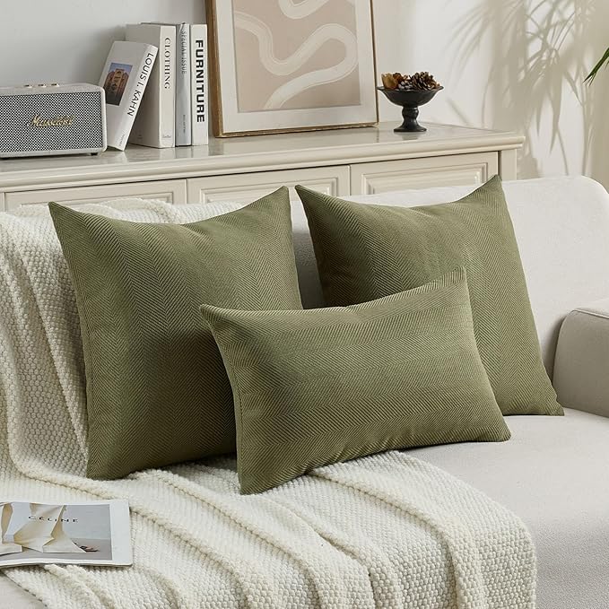 FUTEI Moss Green Chenille Throw Pillow Covers 18x18 Inch Set of 2,Soft Wide Chevron Textured Cushion Case,Farmhouse Home Decor for Couch Bed Living Room