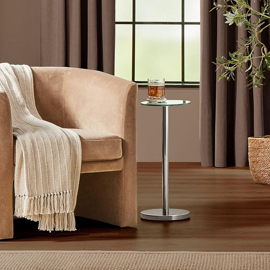 mDesign Side Table — Glass Top Nightstand for Bedrooms and Living Rooms — Living Room Table for Lamps and Other Décor — Clear/Chrome