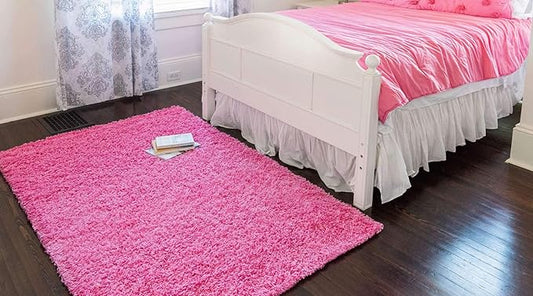 Unique Loom Solid Shag Collection Area Rug (7' 1" x 10' Rectangle, Taffy Pink)
