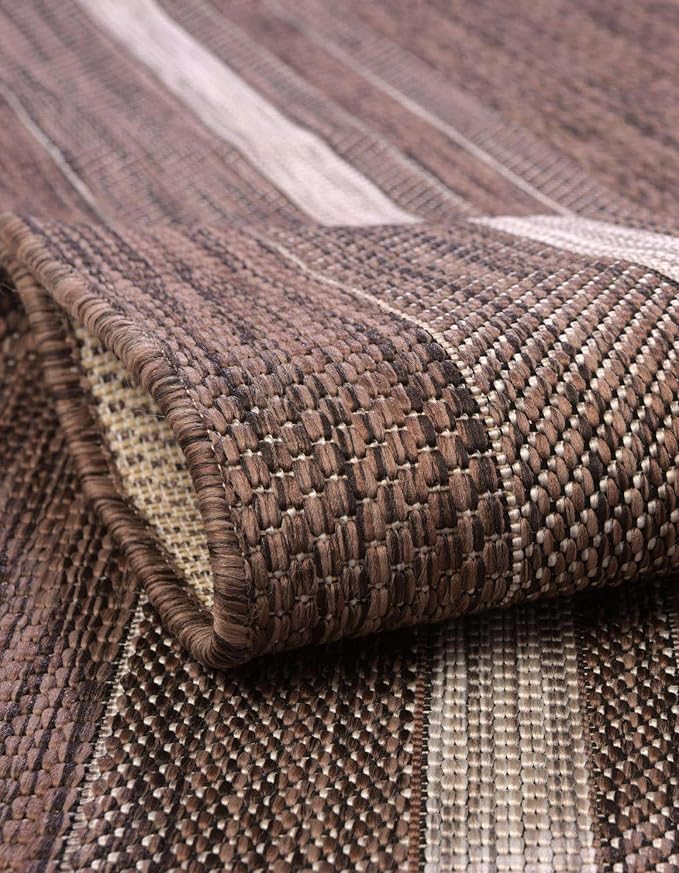 Unique Loom Outdoor Border Collection Area Rug - Soft Border (10' Round Brown/Ivory)