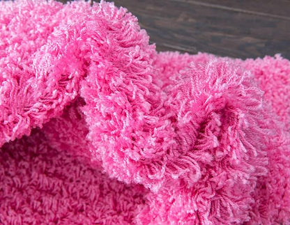 Unique Loom Solid Shag Collection Area Rug (2' 6" x 19' 8" Runner, Taffy Pink)