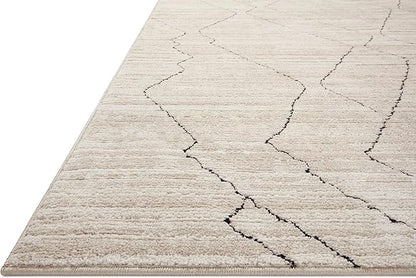 Loloi Darby Collection DAR-03 Sand/Charcoal 5'-3" x 7'-6" Area Rug