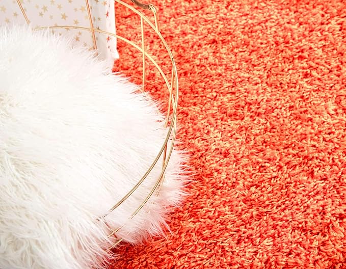Unique Loom Solid Shag Collection Area Rug (3' 3" x 5' 3" Rectangle, Tiger Orange)