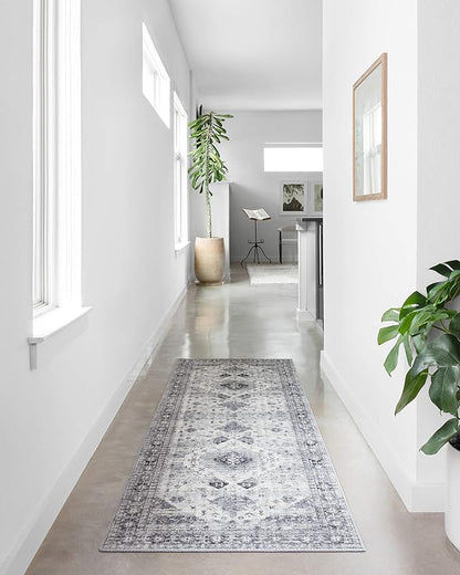 Loloi II Skye Collection SKY-02 Silver/Grey 7'-6" x 9'-6" Area Rug