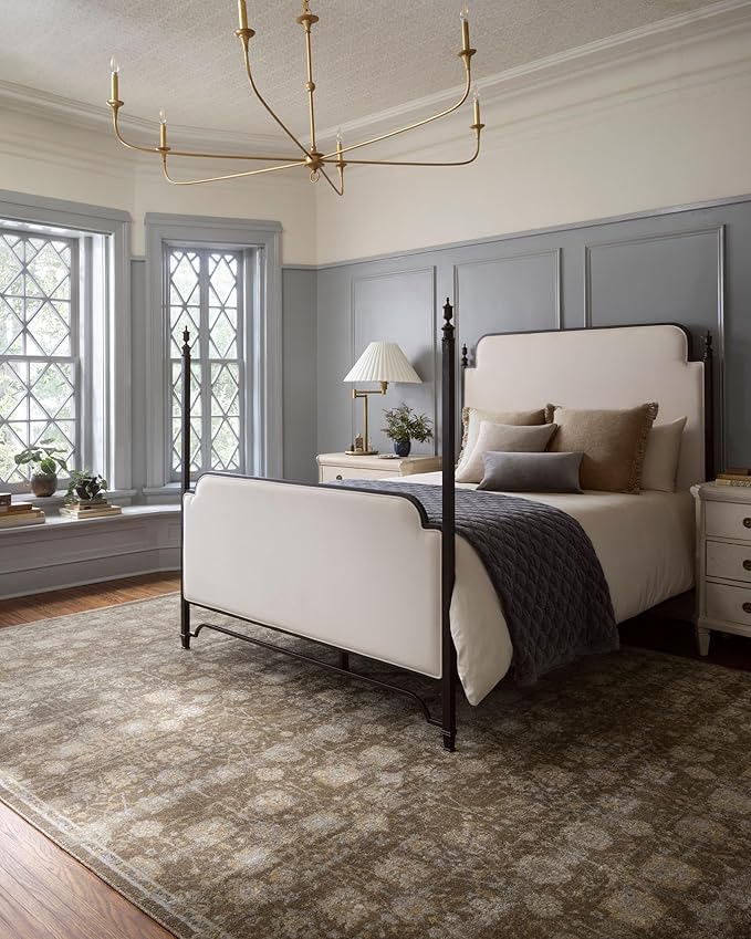Loloi Magnolia Home by Joanna Gaines Mona Collection MOA-03 BARK/Natural 2'-6" x 4'-0" Accent Rug