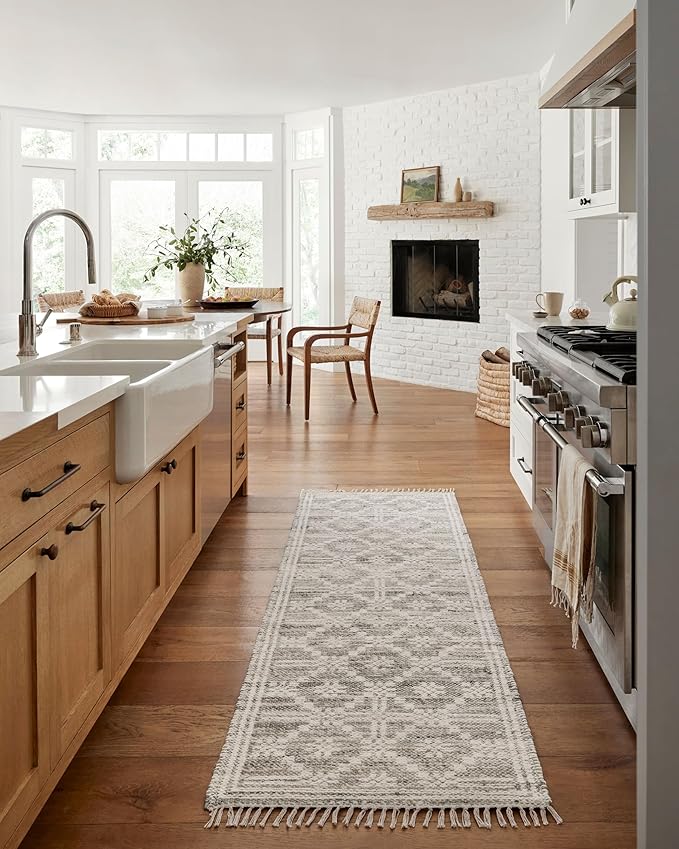 Loloi Angela Rose Rivers Collection RIV-02 Lagoon/Ivory 2'-6" x 7'-6" Reversible Runner Rug