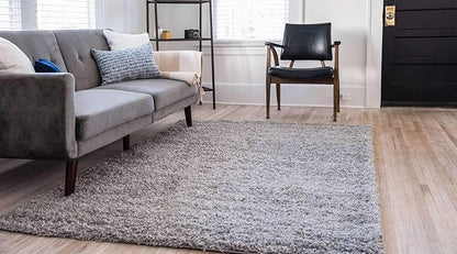 Unique Loom Solid Shag Collection Area Rug (6' 1" x 9' Rectangle, Cloud Gray)
