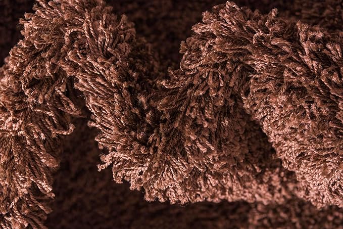 Unique Loom Solid Shag Collection Area Rug (5' 3" x 8' Rectangle, Chocolate Brown)