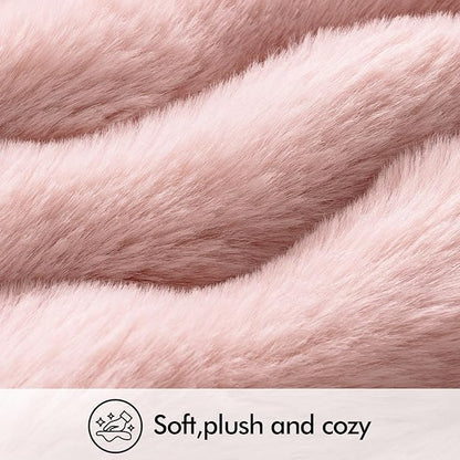 MIULEE Faux Fur Pillow Covers Thick Soft Plush Throw Pillows Luxury Home Decor for Couch Bed Bedroom Living Room Sofa,20x20 Inch Pack of 2 Light Pink