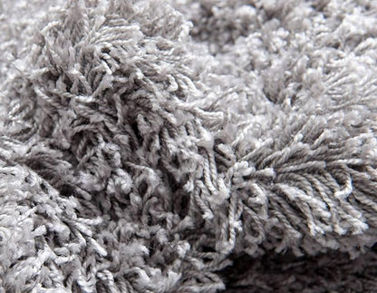 Unique Loom Solid Shag Collection Area Rug (2' 6" x 19' 8" Runner, Cloud Gray)