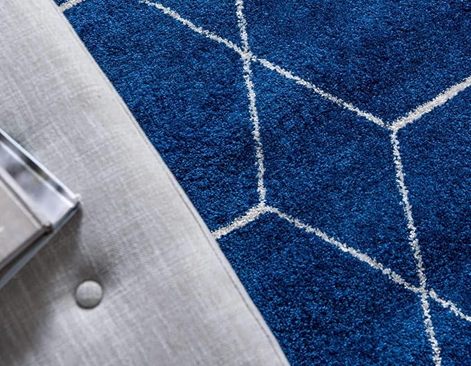 Unique Loom Trellis Frieze Collection Area Rug - Geometric (7' 10" x 10' Oval, Navy Blue/ Ivory)
