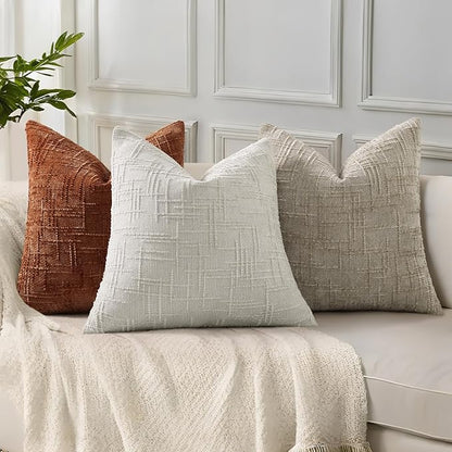 decorUhome Light Grey Chenille Throw Pillow Covers 16x16 Set of 2 Thick Textured Slubby Couch Pillow Covers Farmhouse Accent Modern Neutral Decorative Pillow Cases for Bed Sofa Living Room