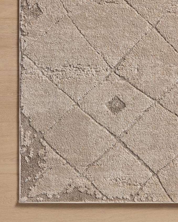Loloi Amber Lewis Monty Collection MOT-05 Beige/Natural 5'-3" x 7'-6", .50" Pile Height, Accent Rug