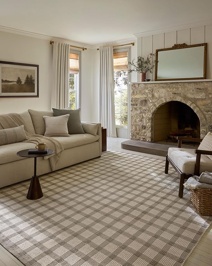 Loloi Magnolia Home by Joanna Gaines Ryder Collection RYD-02 Stone/Ivory 2'-3" x 3'-9" Accent Rug