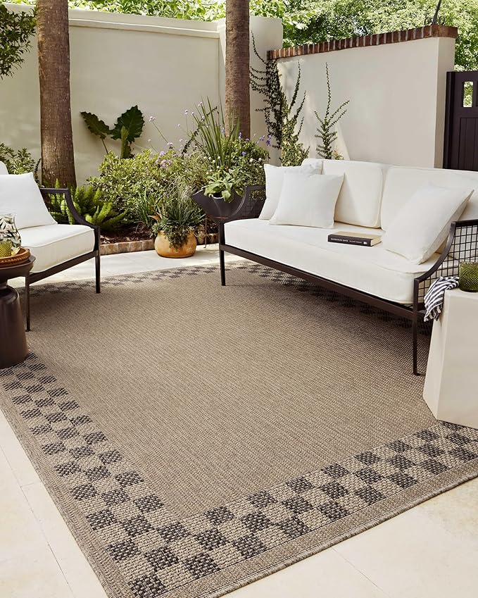 Loloi Chris Loves Julia Providence Collection PRC-01 Natural/Charcoal 5' x 7'-7", .12" Pile Height, Indoor/Outdoor Area Rug