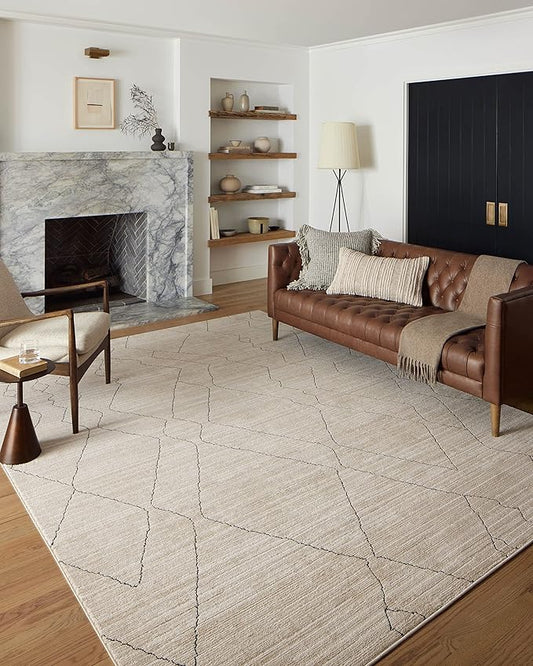 Loloi Darby Collection DAR-03 Sand/Charcoal 4'-0" x 6'-0" Accent Rug