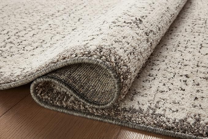Loloi Darby Collection DAR-04 Ivory/Stone 5'-3" x 7'-6" Area Rug