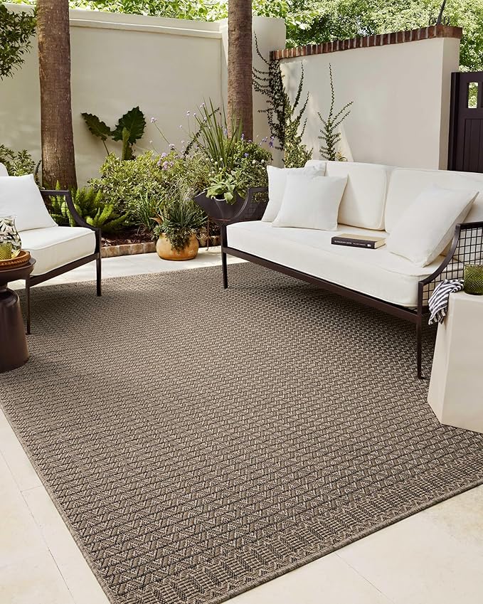 Loloi Chris Loves Julia Providence Collection PRC-05 Natural/Graphite 6'-3" x 9'-2", .12" Pile Height, Indoor/Outdoor Area Rug