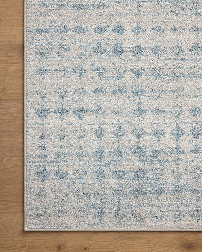 Loloi Kamala Collection KAM-04 Sky/Dove 6'-7" x 9'-6" Area Rug