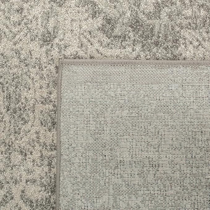 SAFAVIEH Evoke Collection 4' x 6' Silver / Ivory EVK256S Oriental Distressed Non-Shedding Living Room Bedroom Accent Rug
