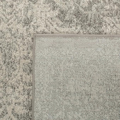 SAFAVIEH Evoke Collection 4' x 6' Silver / Ivory EVK256S Oriental Distressed Non-Shedding Living Room Bedroom Accent Rug