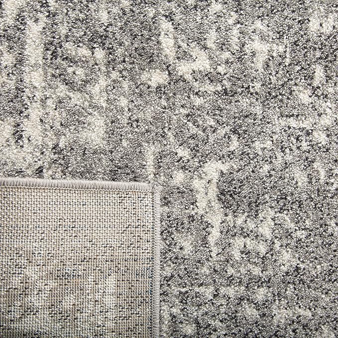 SAFAVIEH Evoke Collection 3' x 5' Grey/Ivory EVK256D Oriental Distressed Non-Shedding Living Room Bedroom Accent Rug