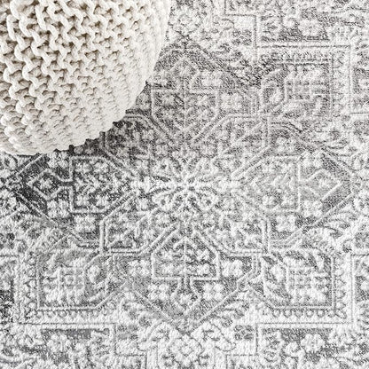 JONATHAN Y Modern Vintage Medallion Light Gray 5' Round Indoor Area Rug, Country, Floral, Easy-Cleaning for Living Room, Bedroom, Kitchen, Pet Friendly, Non-Shedding (MDP100A-5R)