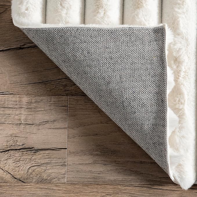 nuLOOM 3'9" x 6' Cozy Plush Area Rug, Machine Washable, Non-Slip, Soft Fluffy Shag Carpet for Living Room Bedroom Kids Room Nursery Home Decor, Kai White