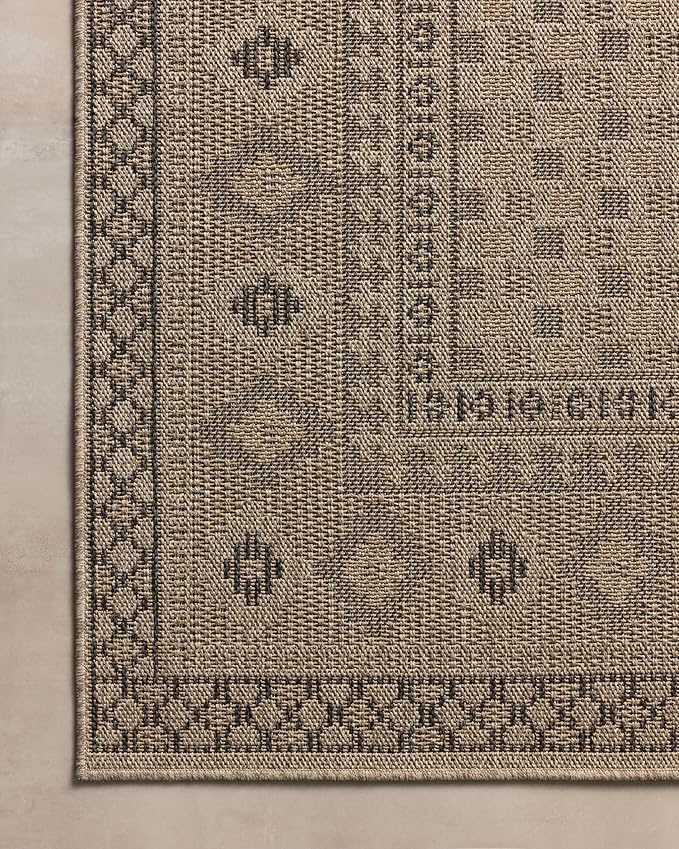 Loloi Chris Loves Julia Providence Collection PRC-07 Dove/Charcoal 3'-9" x 5'-9", .12" Pile Height, Indoor/Outdoor Accent Rug
